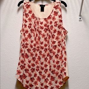 🦋Printed MULTI-SEASONAL Floral Tank❤️